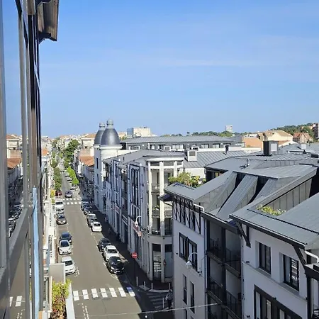Appartamento Centre Avec Terrasse Vue Mer, Clim Et Parking