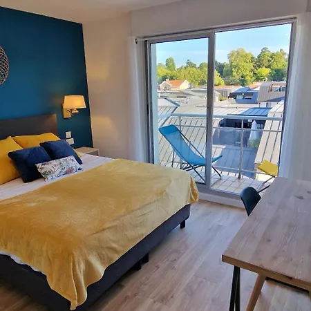 Hyper-centre et bord de mer avec clim et parking!